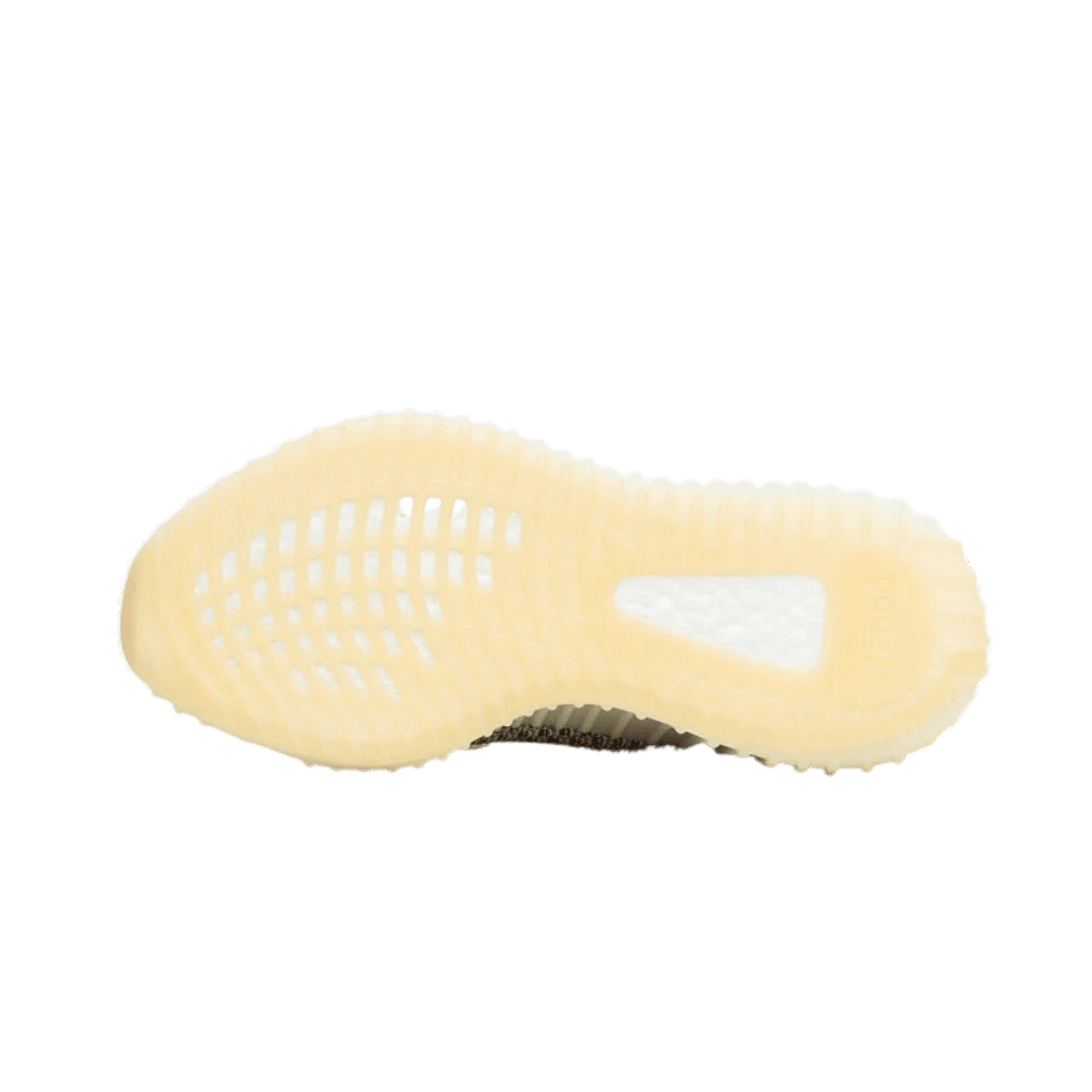 Adidas Yeezy Boost 350 V2 Ash Pearl - De exclusieve sneaker met een voetbed in zachte, crèmewitte kleur op een donkere zool