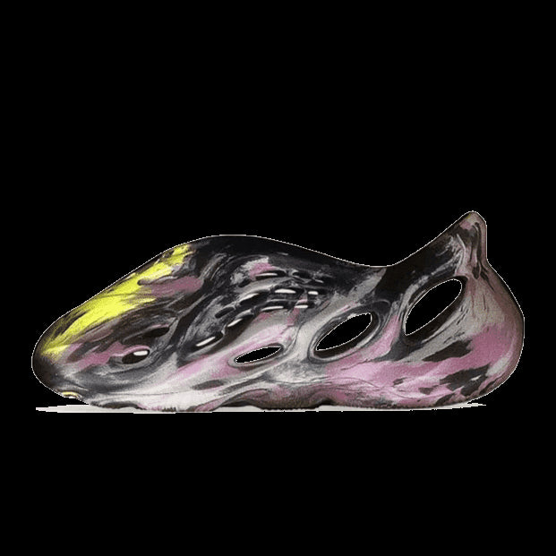 Adidas Yeezy Foam RNR MX Carbon: Innovatieve schuimrubberen sneakers in frisse kleuren, ideaal voor een eigentijdse en stijlvolle look.