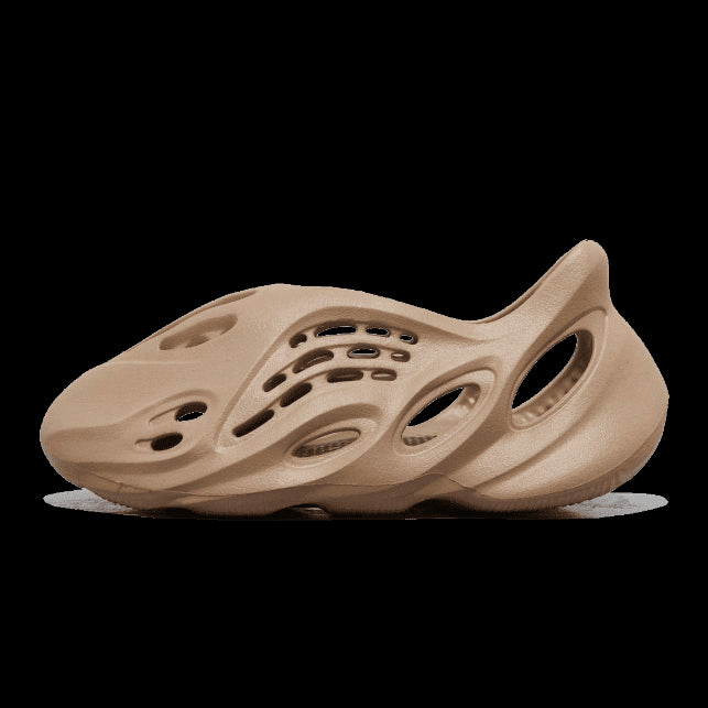 Adidas Yeezy Foam RNR Mist - Innovatieve en comfortabele sneaker met uniek schuimontwerp