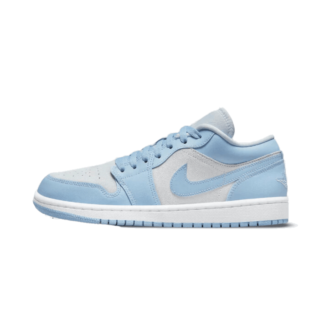 Lichtblauwe Nike Air Jordan 1 Low-sneakers met grijze details