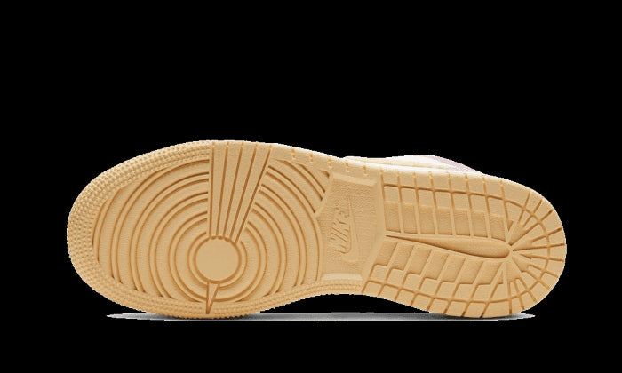 Exclusieve Nike Air Jordan 1 Low SE Paint Drip sneakers met kleurrijke verfklodders op de zool en subtiele accenten.