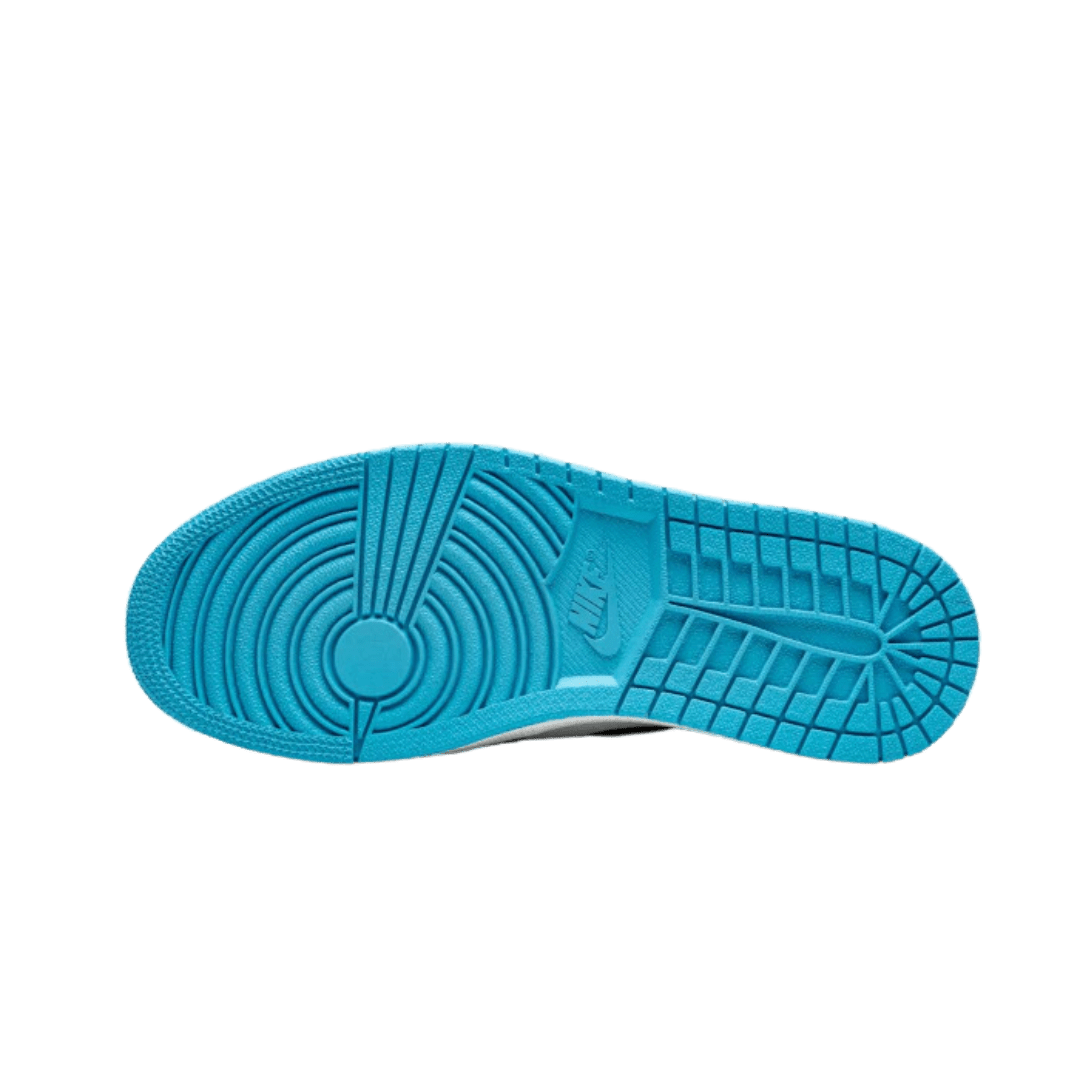 Air Jordan 1 Low UNC (2021) - Blauwe, kenmerkende sneakers