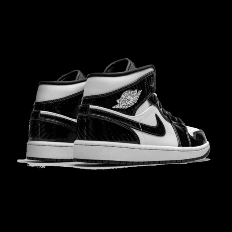 Stijlvolle Nike Air Jordan 1 Mid Carbon Fiber All-Star sneakers in zwart-wit met uniek grafisch design