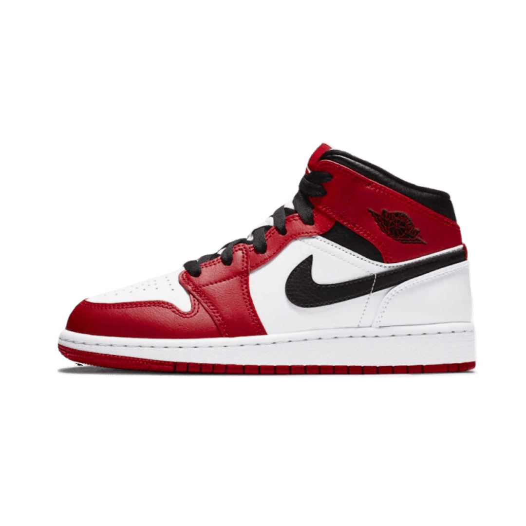 Air Jordan 1 Mid Chicago Witte sneaker
- Populaire herenschoenen met rood, zwart en wit suède / leer ontwerp
- Geproduceerd door toonaangevend sportmerk Nike
- Kenmerkende Air Jordan branding en stijl
- Verkrijgbaar in de Sole Central sneakerwinkel
