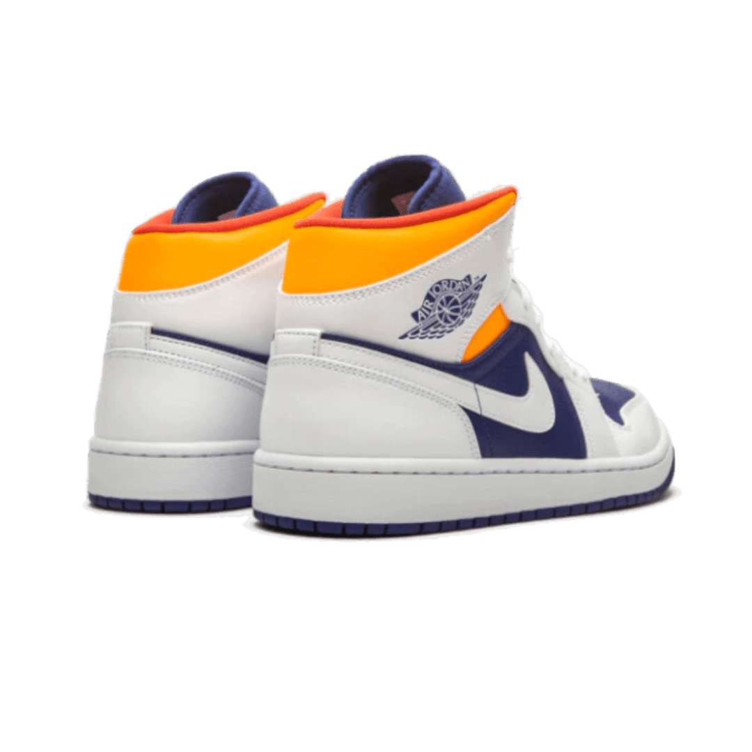Witte leren sneakers met oranje en blauwe accenten - Air Jordan 1 Mid 'White Laser Orange Deep Royal Blue'