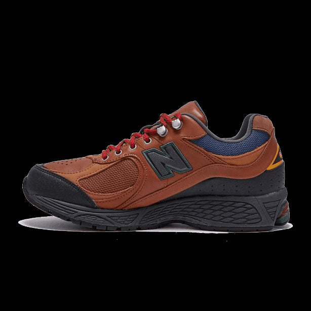 New Balance 2002R Hiking Brown sole-central-5485
