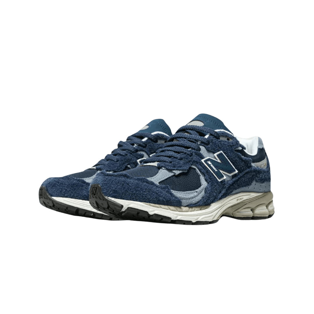 New Balance 2002R Protection Pack Navy sole-central-5485
