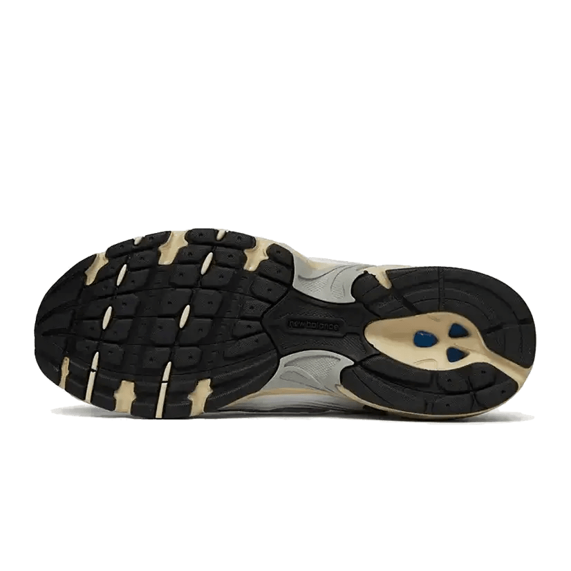 Zwart-groene New Balance 530 Sun Glow sneakers met een robuust zoolontwerp
