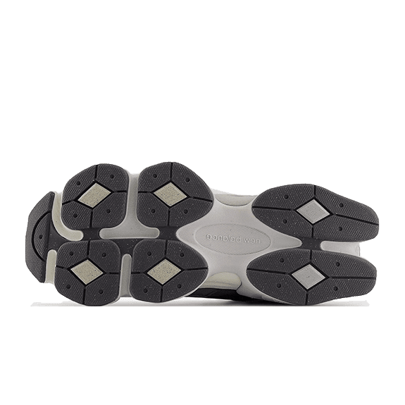 Nieuwe Balance 9060 Natural Indigo sneakers met duurzame rubberen zool en exclusief ontwerp, verkrijgbaar bij Sole Central, jouw bestemming voor de nieuwste sneaker trends.