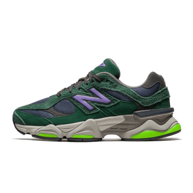 Nieuwe Balance 9060 Nightwatch sneakers met groene, paarse en neon groene accenten op een groene achtergrond