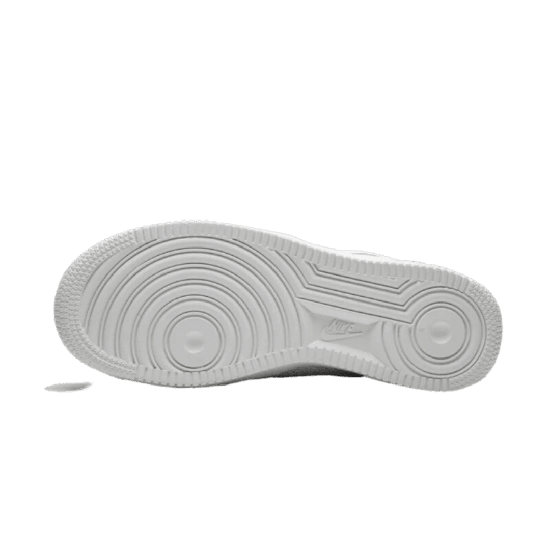 Slanke en minimalistsche witte Nike Air Force 1 Low '07 LX sneakers met onyx details