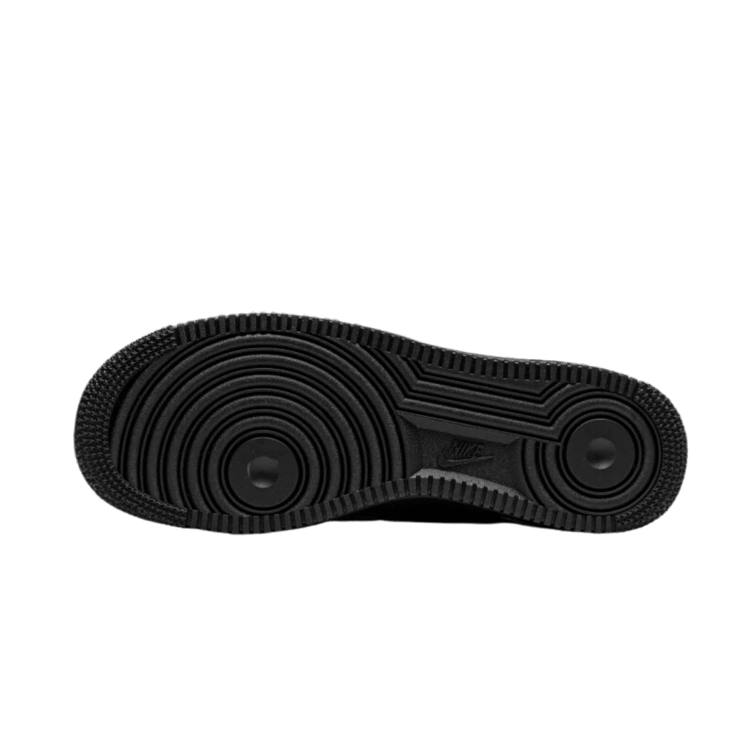 Zwarte Nike Air Force 1 Low Supreme sneakers met contrasterende accenten