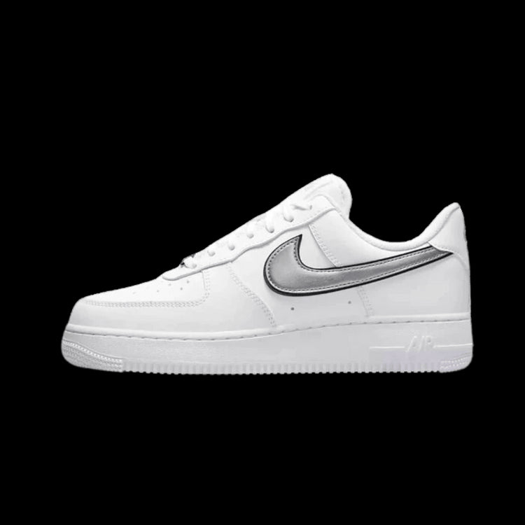 Witte Nike Air Force 1 Low Essential sneakers met metallic zilveren accenten