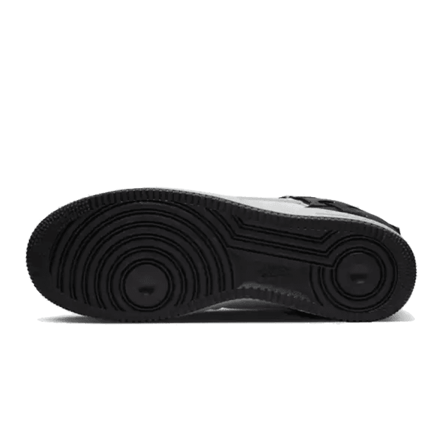 Nike Air Force 1 Low Undercover Grey Fog sneakers met kenmerkende rubberen zool en grijze kleuraccenten