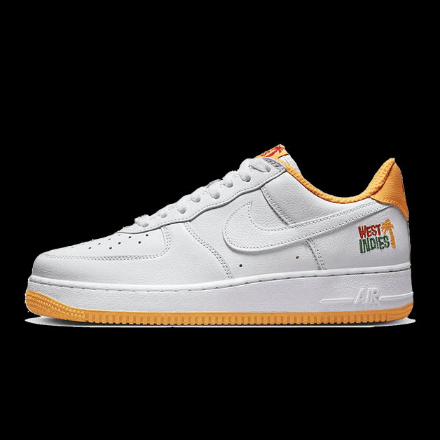 Witte Nike Air Force 1 Low West Indies sneakers met oranje accenten