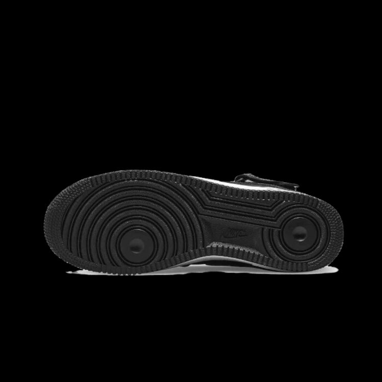 Zwarte Nike Air Force 1 Mid Stussy sneakers met een opvallend en modern design