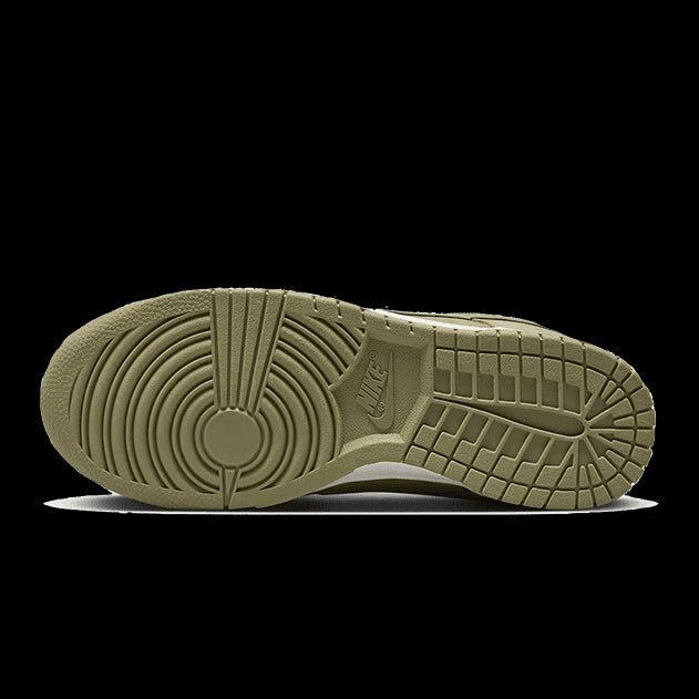 Nike Dunk Low PRM Neutral Olive - Sneakers met olijfgroene zool en detail
