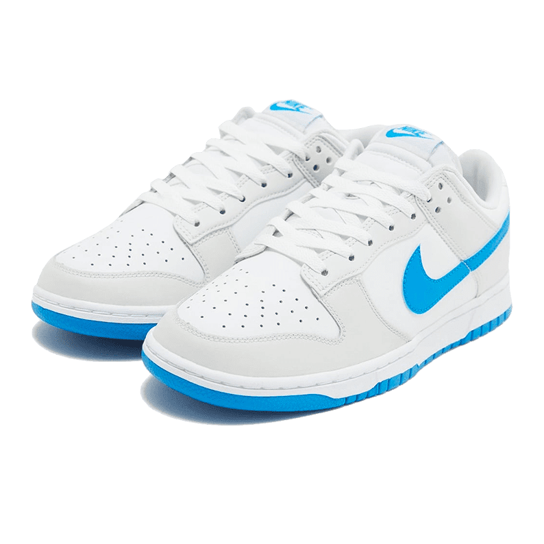 Witte Nike Dunk Low Retro Photo Blue sneakers met blauwe accenten