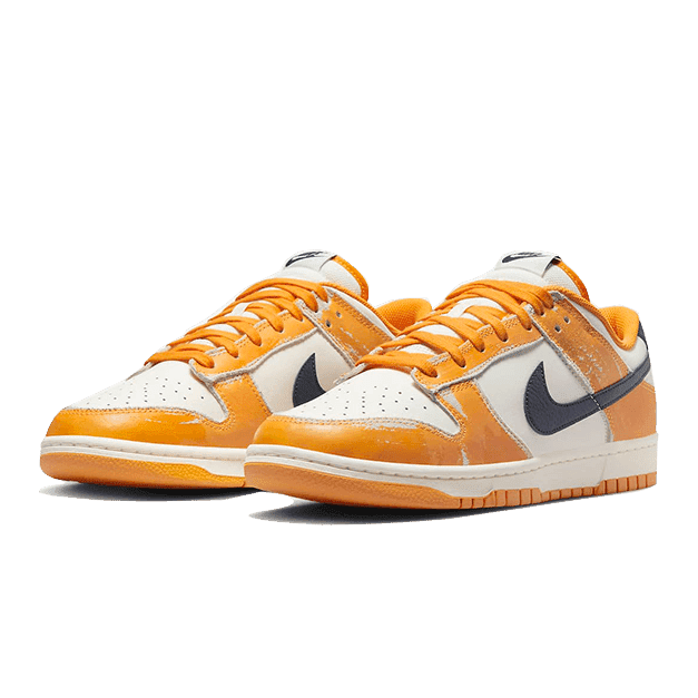 Oranje Nike Dunk Low Wear and Tear sneakers met contrasterende Details