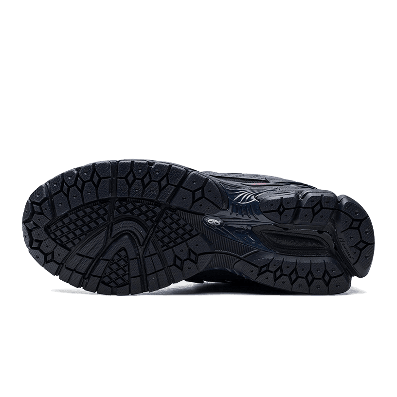 Duurzame New Balance 1906D Protection Pack Eclipse sneakers met robuuste zool voor extra grip en stabiliteit.